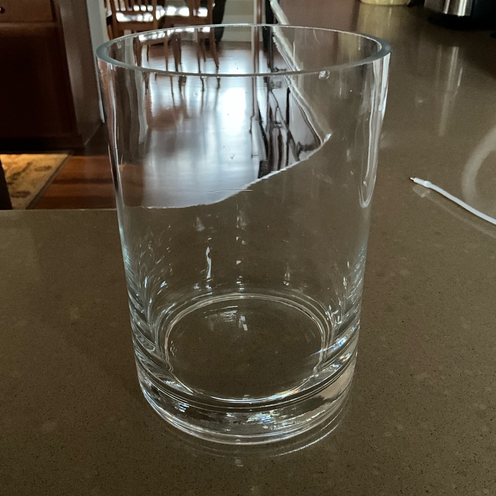 Clear 7 inch tall Glass Vase